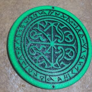 Posavasos celta impreso en 3D con diseño circular en relieve